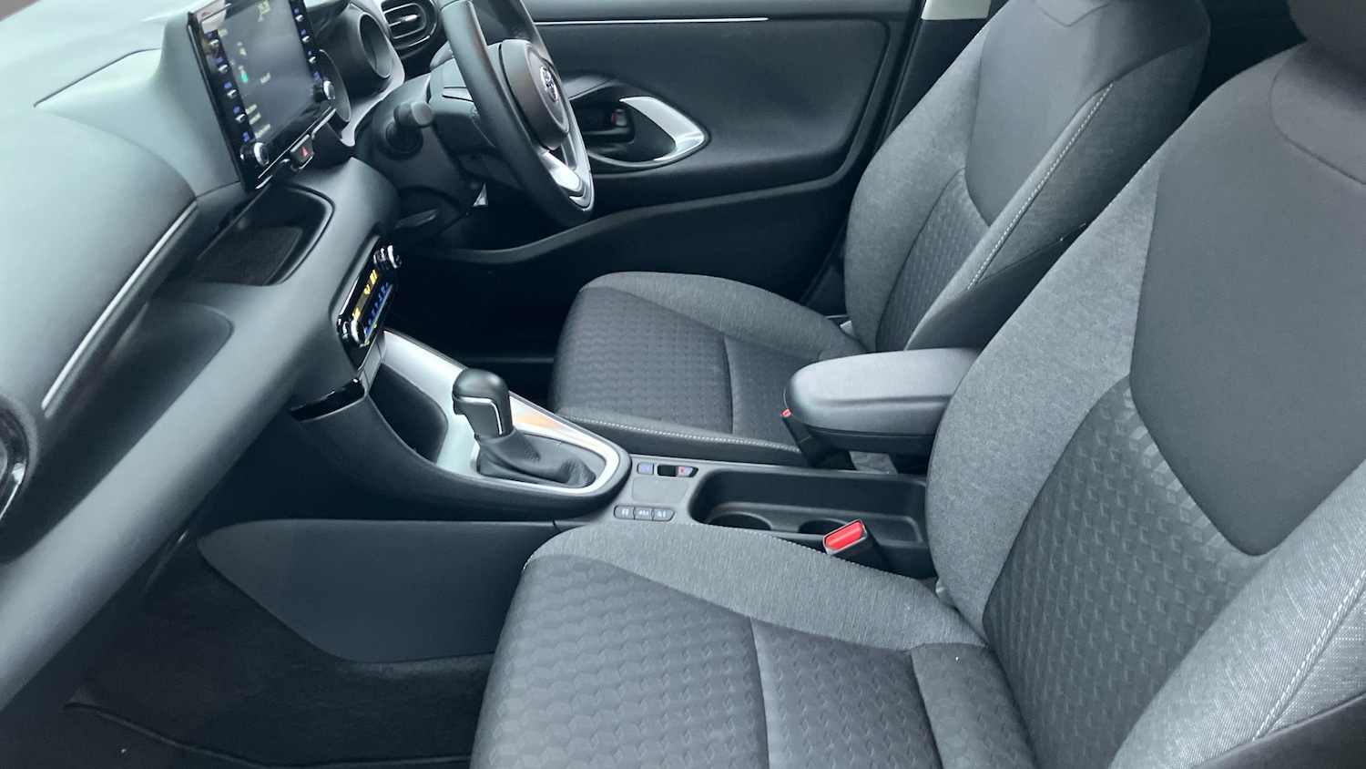 Used Toyota Yaris 2023 for sale - 77461566: Photo 10