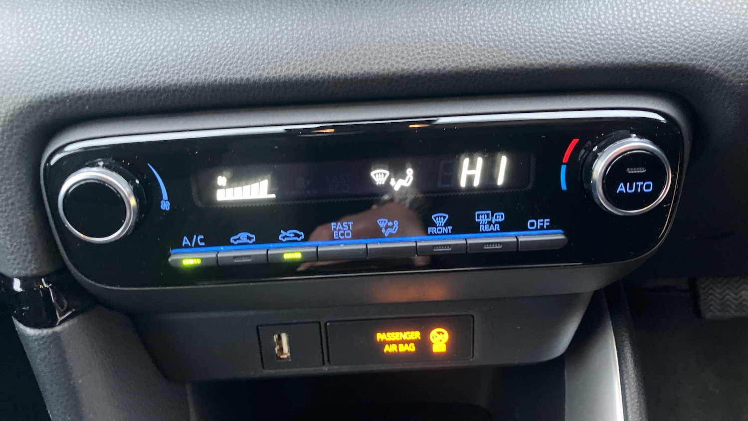 Used Toyota Yaris 2023 for sale - 77461566: Photo 36