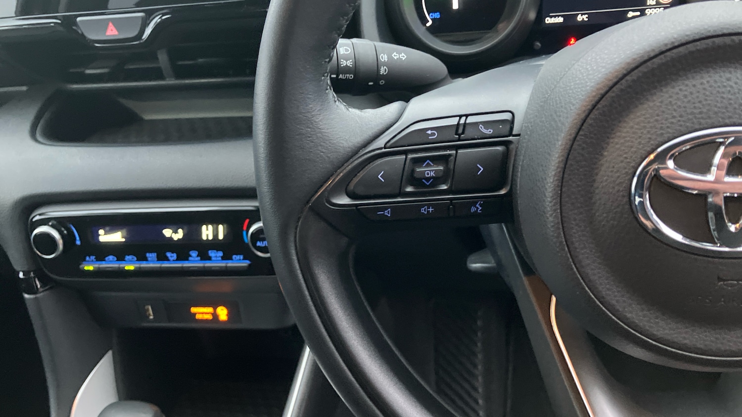 Used Toyota Yaris 2023 for sale - 77461566: Photo 37