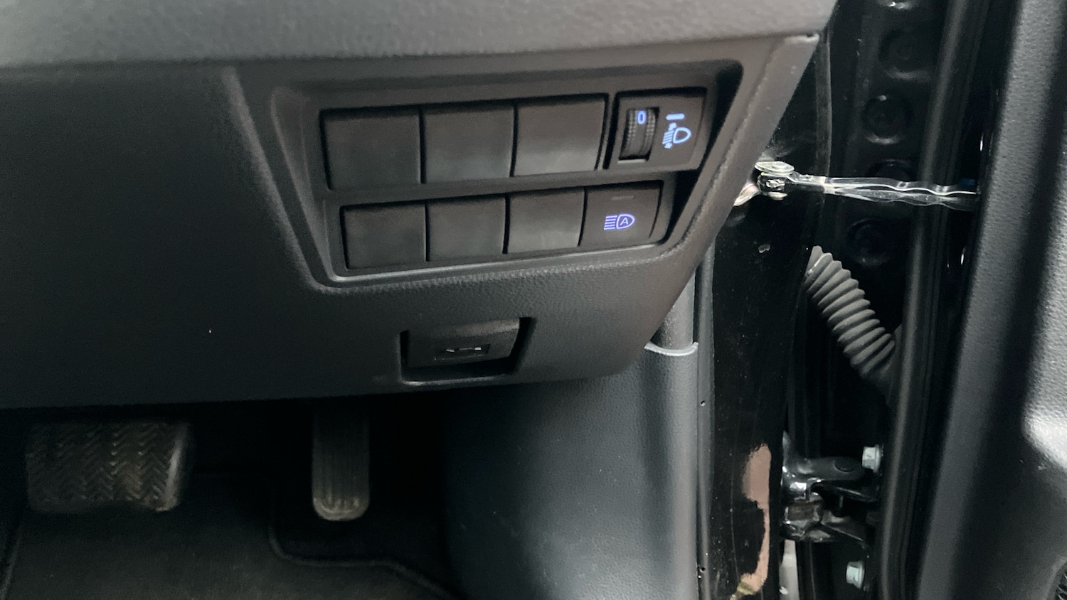 Used Toyota Yaris 2023 for sale - 77461566: Photo 39