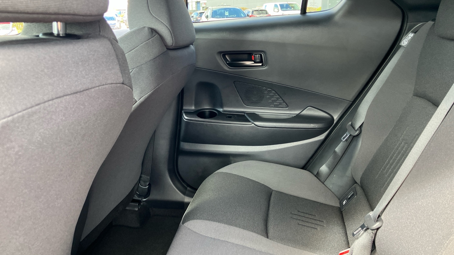 Used Toyota C-HR 2024 for sale - 78108147: Photo 13