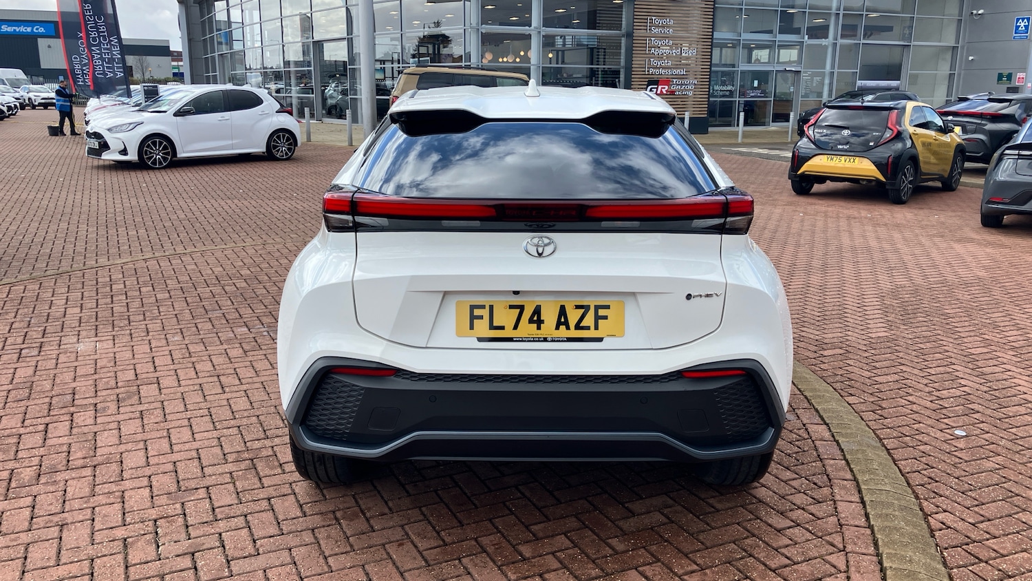 Used Toyota C-HR 2024 for sale - 78108147: Photo 31