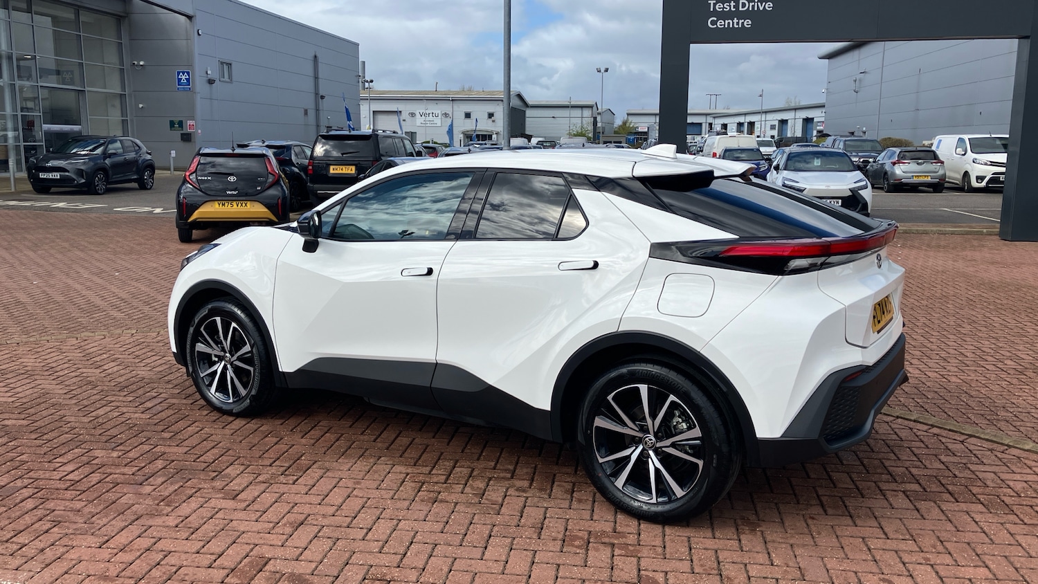 Used Toyota C-HR 2024 for sale - 78108147: Photo 39