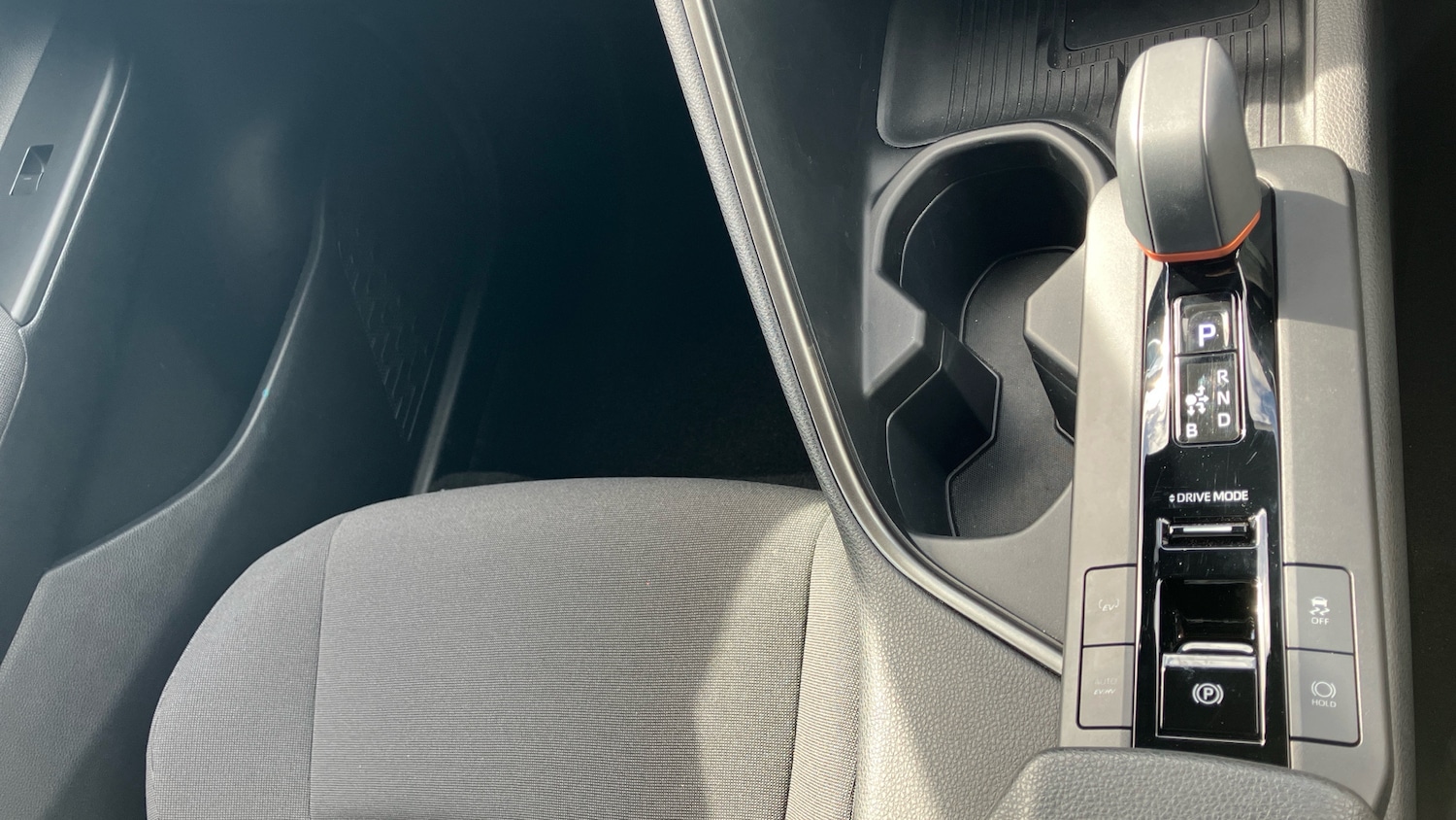 Used Toyota C-HR 2024 for sale - 78108147: Photo 48