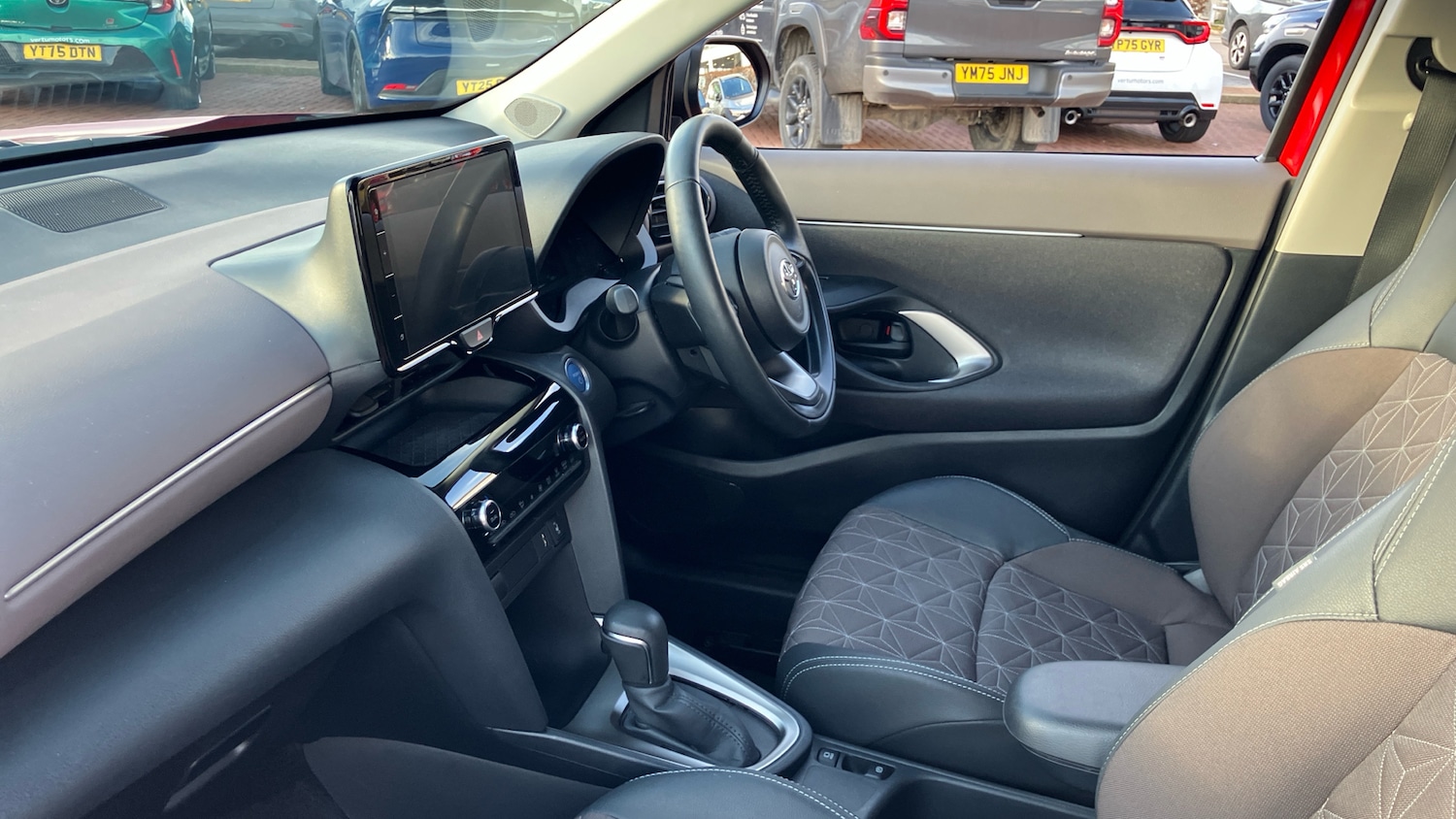 Used Toyota Yaris Cross 2023 for sale - 77676993: Photo 10