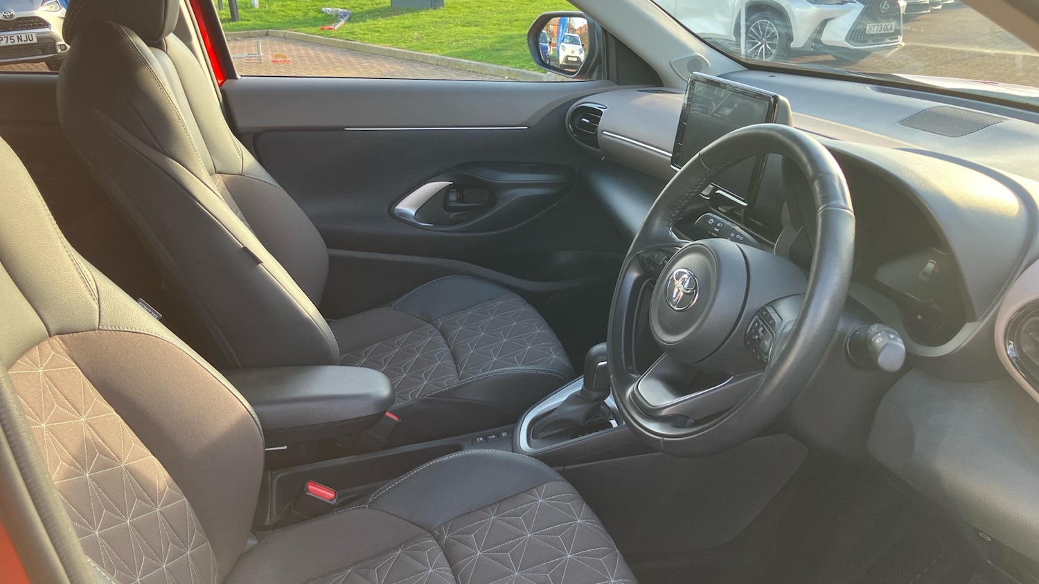 Used Toyota Yaris Cross 2023 for sale - 77676993: Photo 11