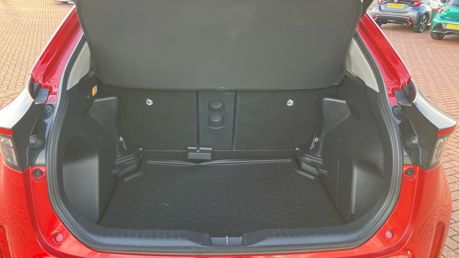 Used Toyota Yaris Cross 2023 for sale - 77676993: Photo 14