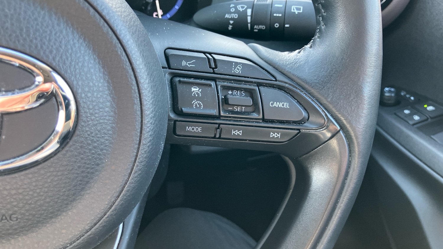 Used Toyota Yaris Cross 2023 for sale - 77676993: Photo 36