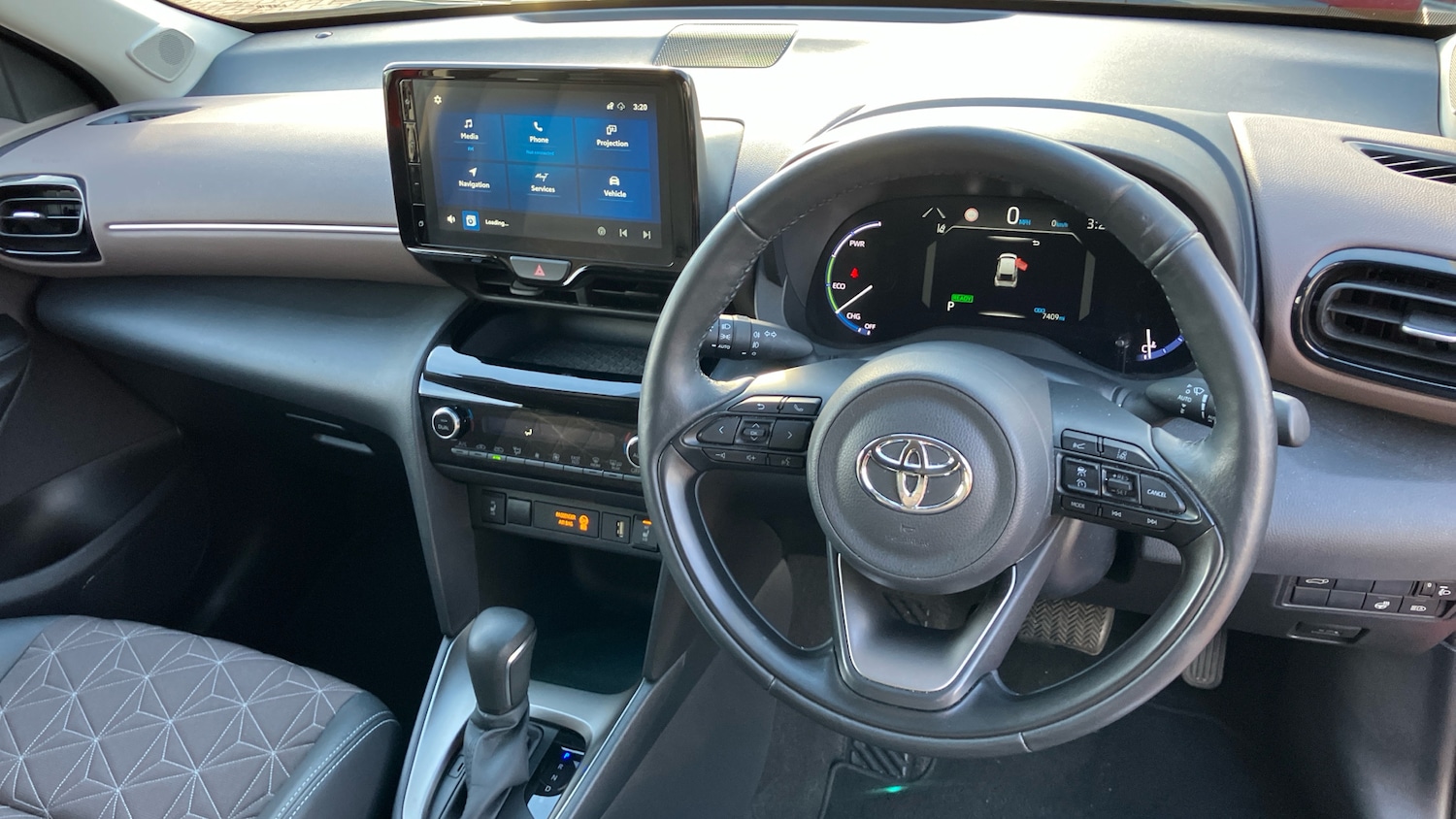 Used Toyota Yaris Cross 2023 for sale - 77676993: Photo 5