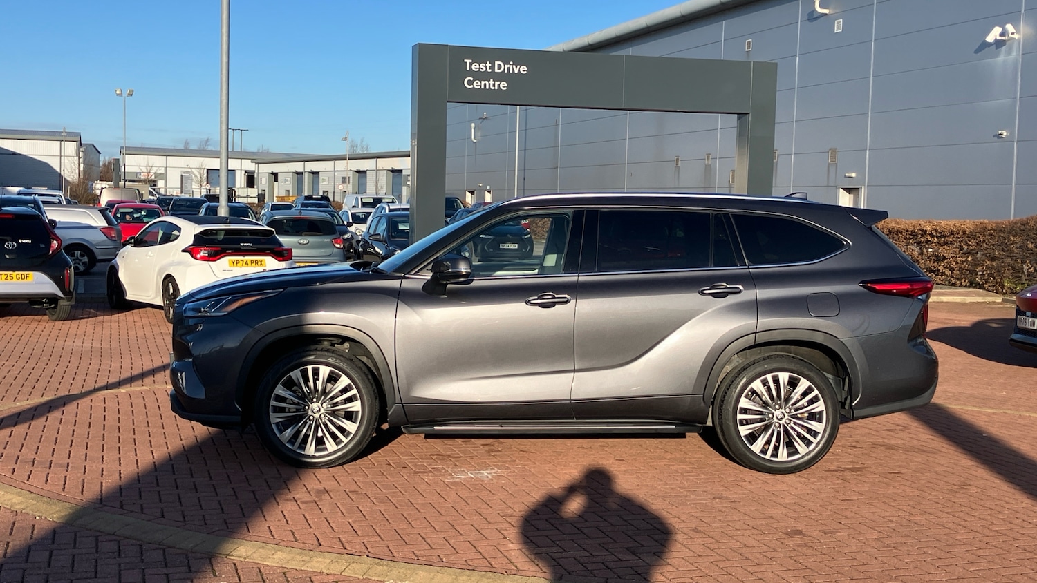 Used Toyota Highlander 2022 for sale - 77151853: Photo 17