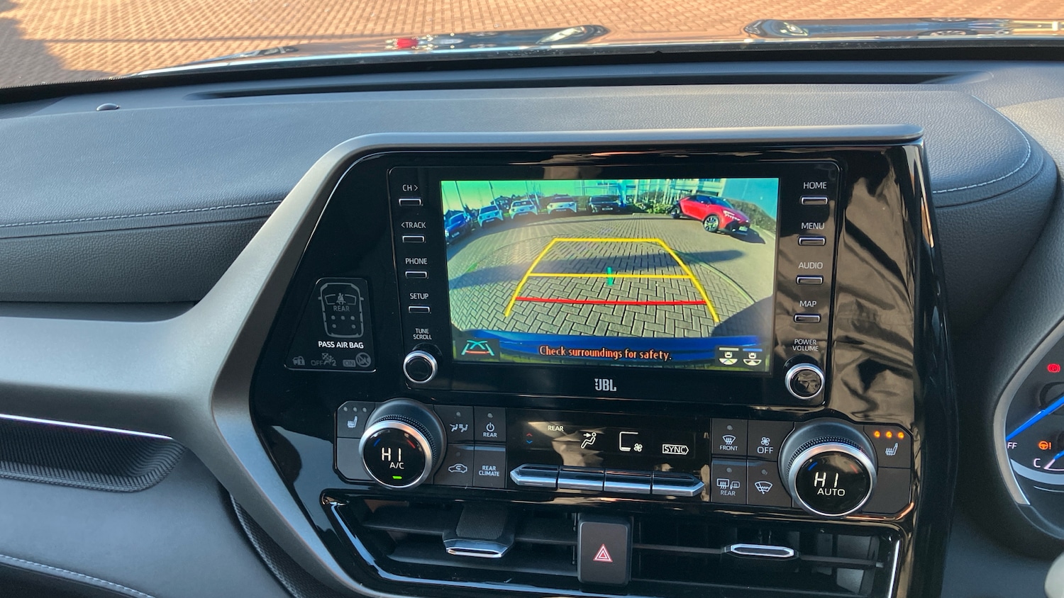 Used Toyota Highlander 2022 for sale - 77151853: Photo 28