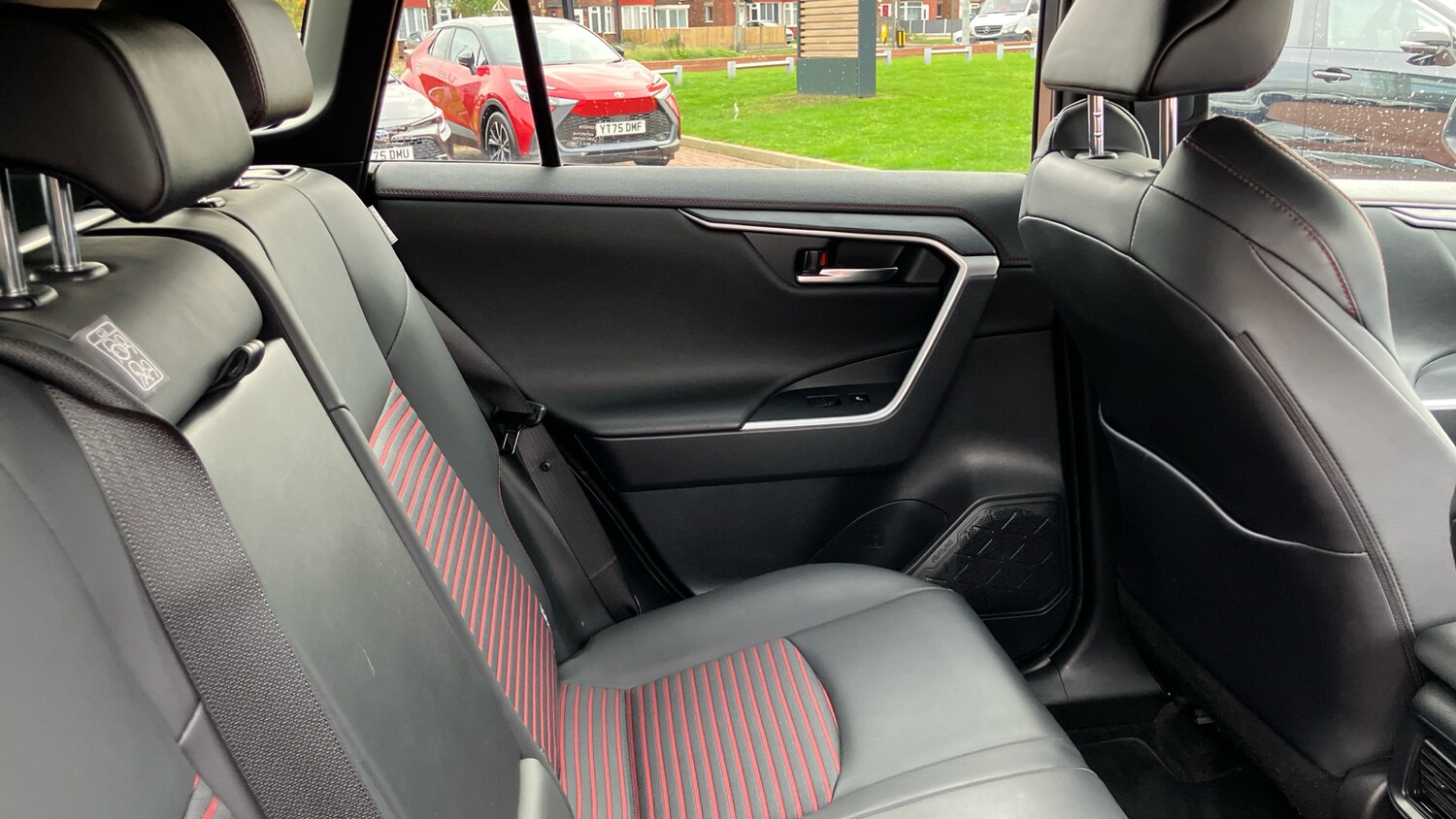 Used Toyota RAV4 2023 for sale - 76427762: Photo 12