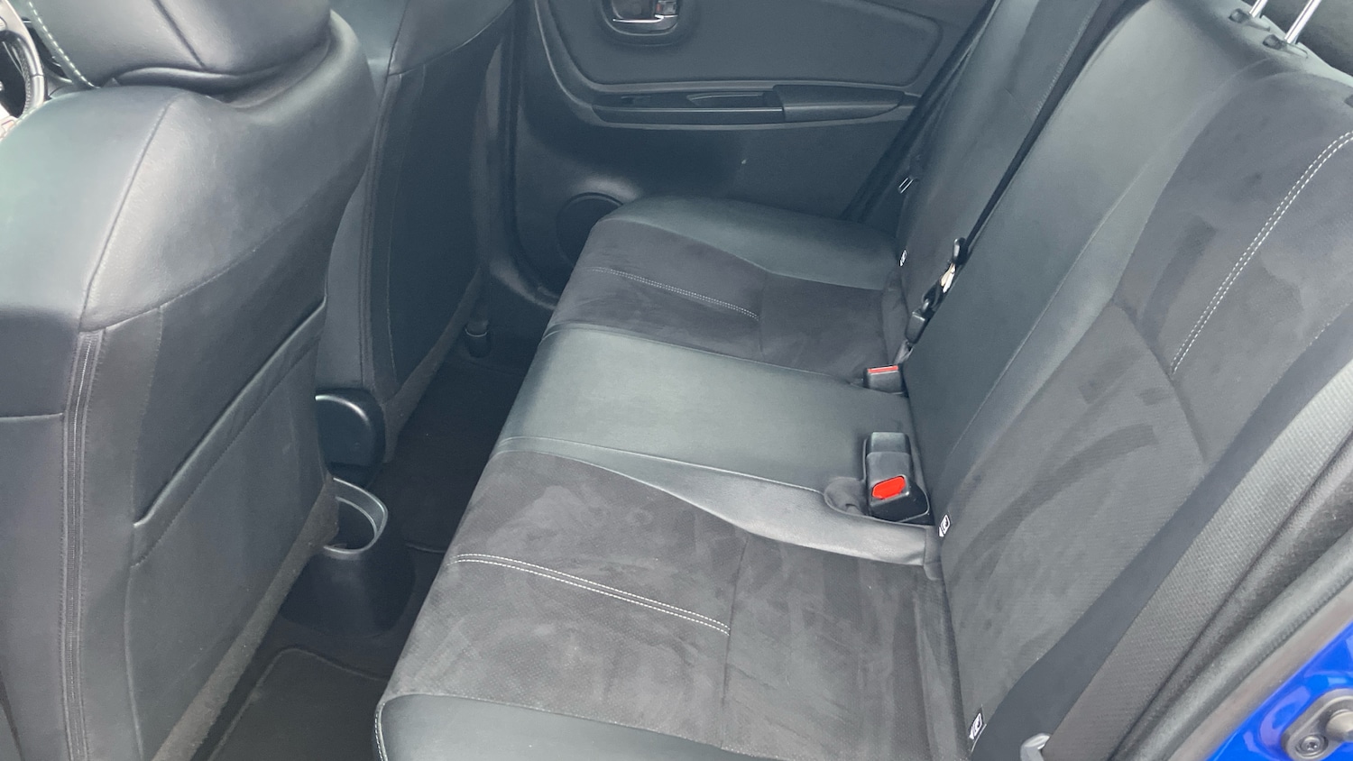 Used Toyota Yaris 2020 for sale - 77432476: Photo 13