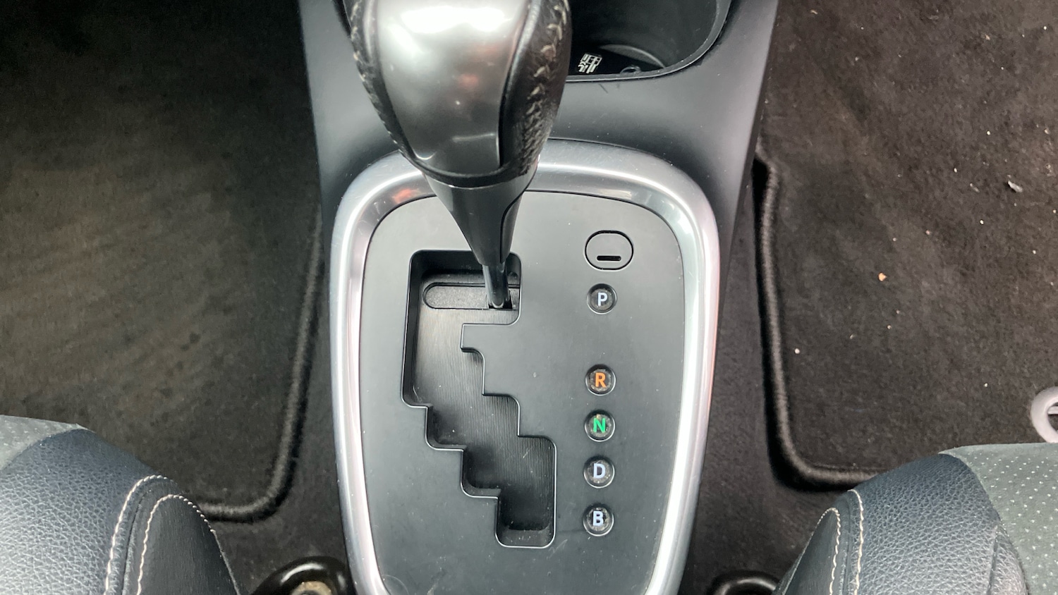 Used Toyota Yaris 2020 for sale - 77432476: Photo 35