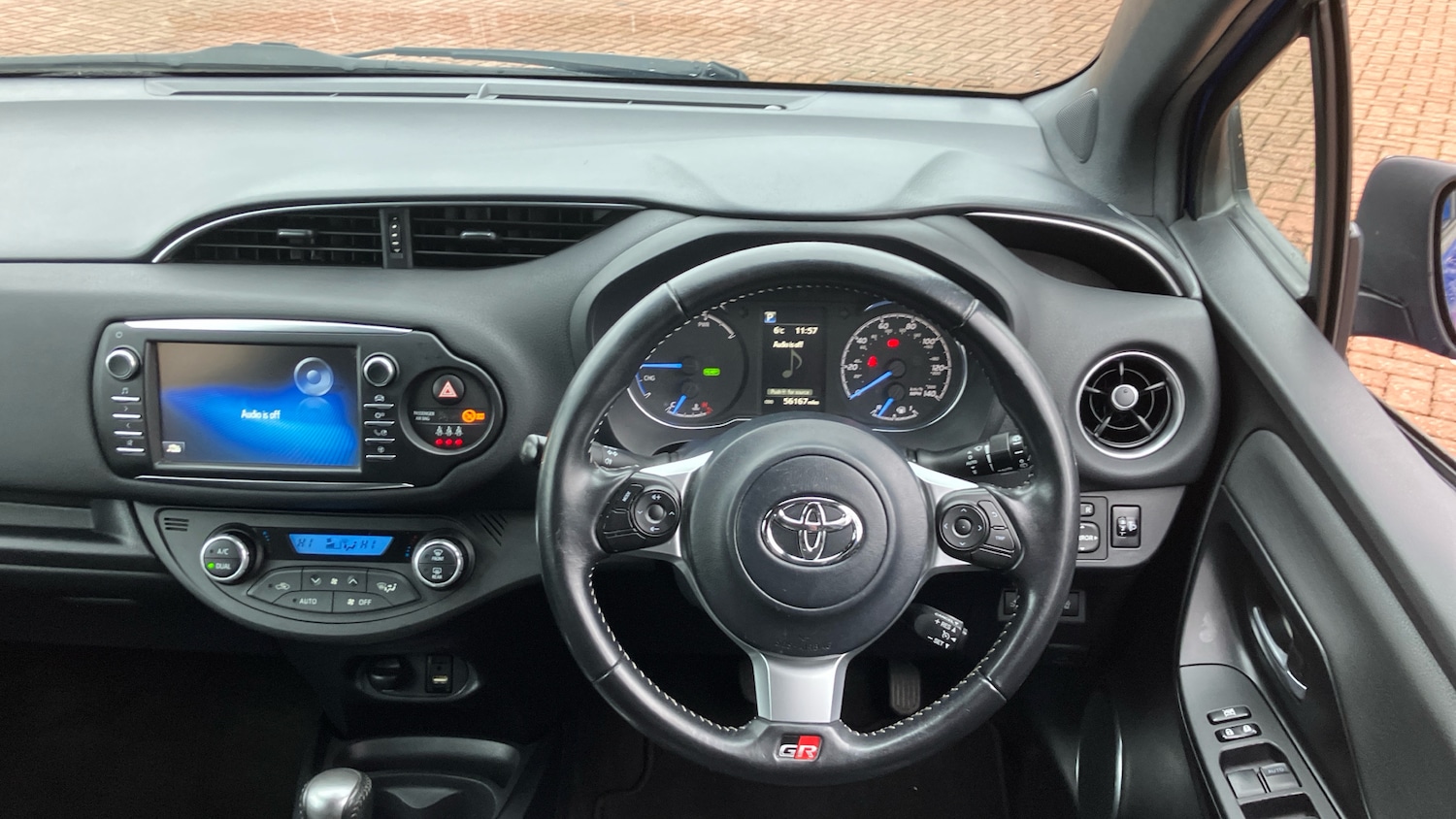 Used Toyota Yaris 2020 for sale - 77432476: Photo 6