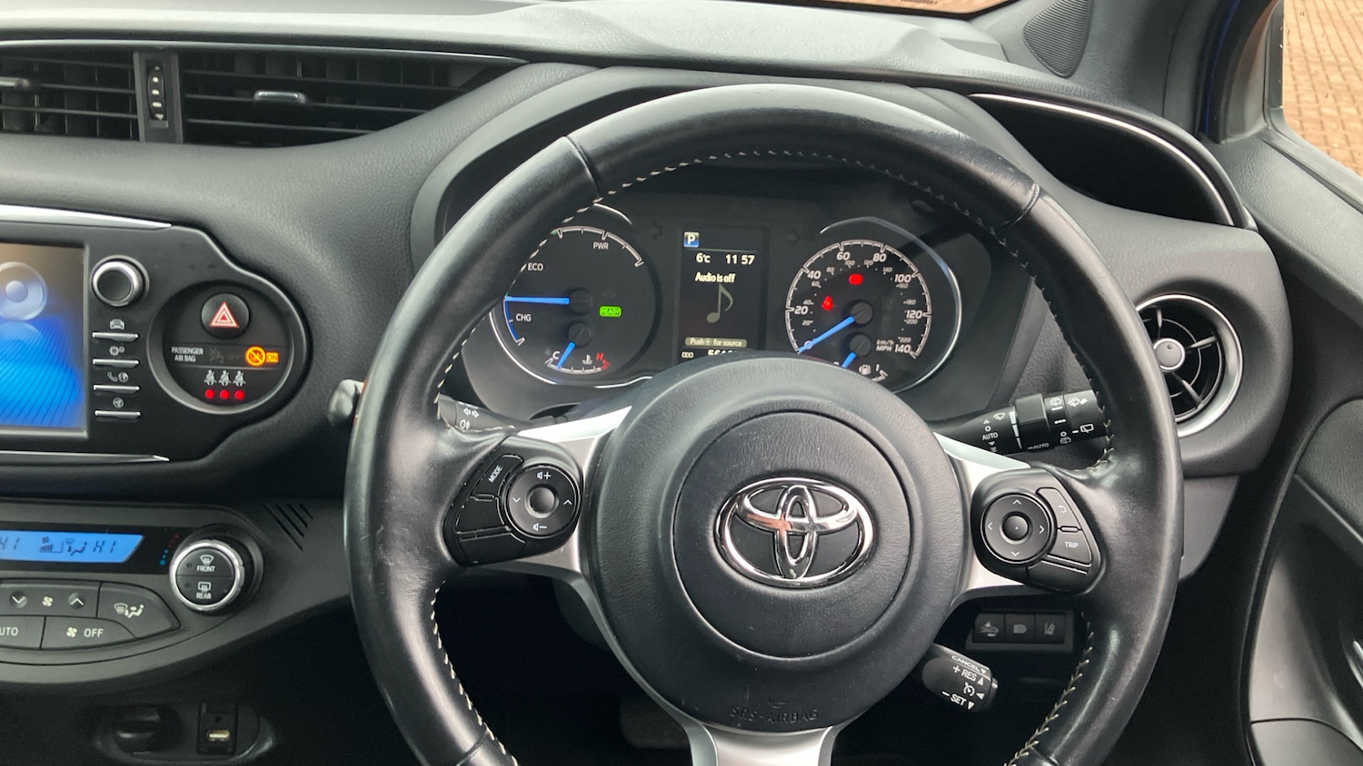 Used Toyota Yaris 2020 for sale - 77432476: Photo 8