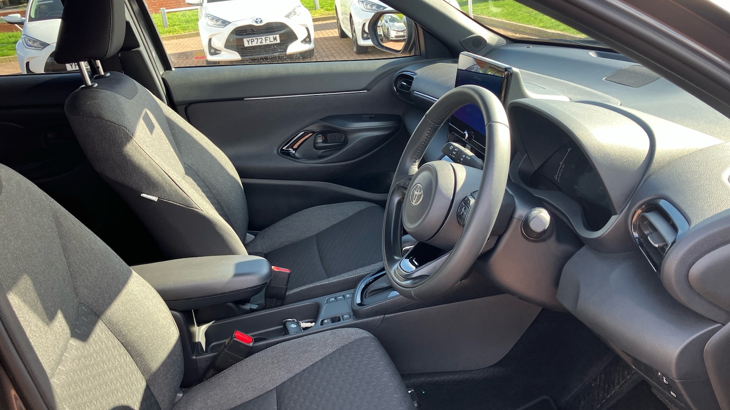 Used Toyota Yaris Cross 2025 for sale - 78031432: Photo 11