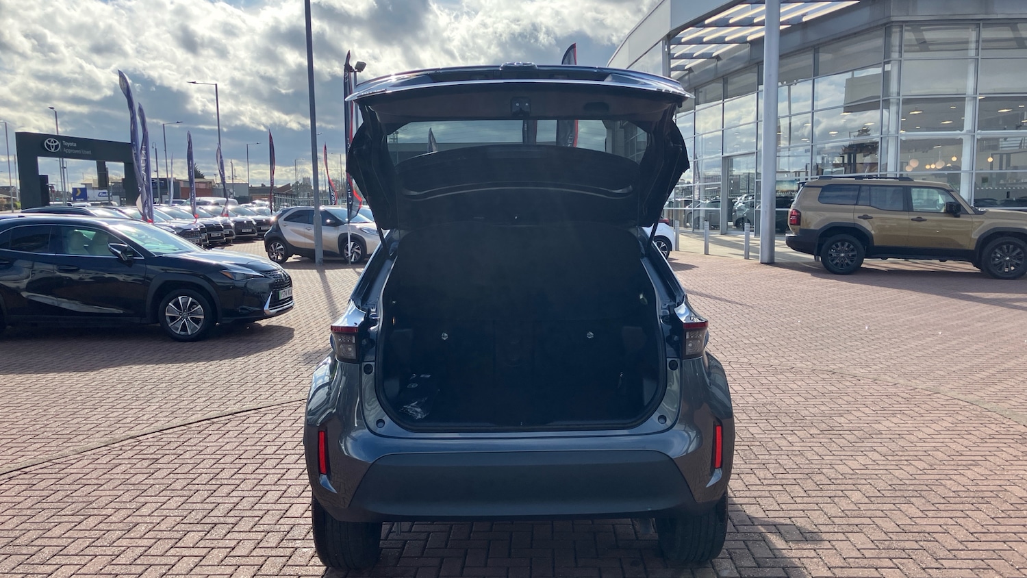 Used Toyota Yaris Cross 2025 for sale - 78031432: Photo 33