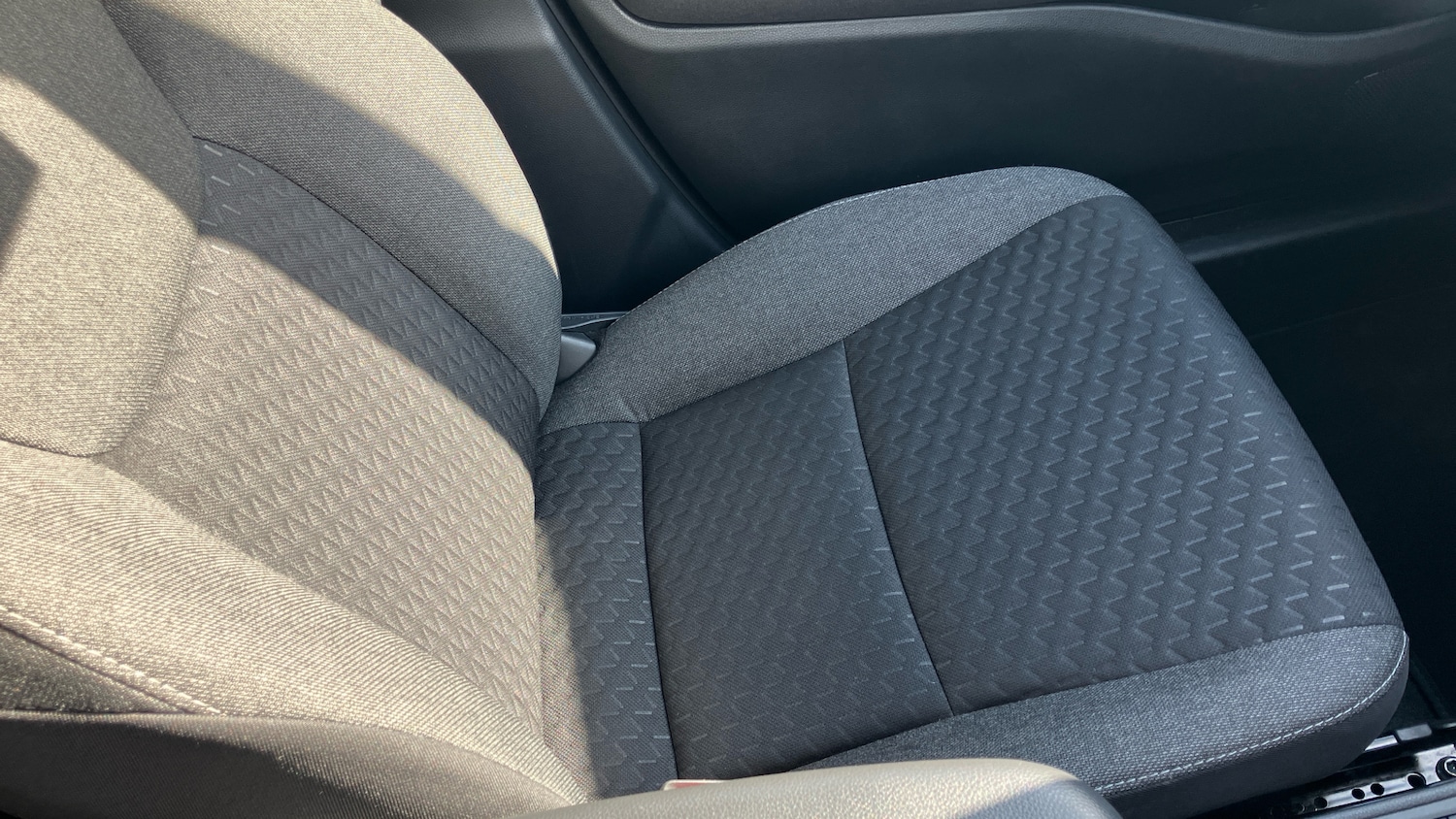 Used Toyota Yaris Cross 2025 for sale - 78031432: Photo 45