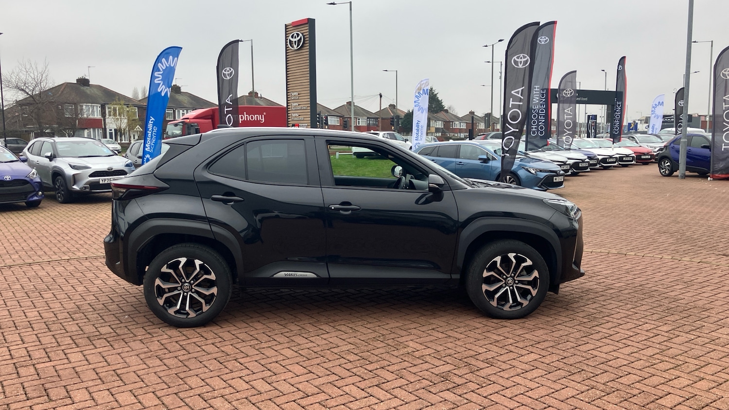 Used Toyota Yaris Cross 2022 for sale - 77521917: Photo 16