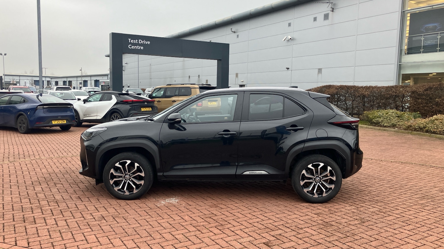 Used Toyota Yaris Cross 2022 for sale - 77521917: Photo 17