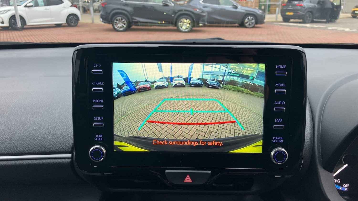 Used Toyota Yaris Cross 2022 for sale - 77521917: Photo 26