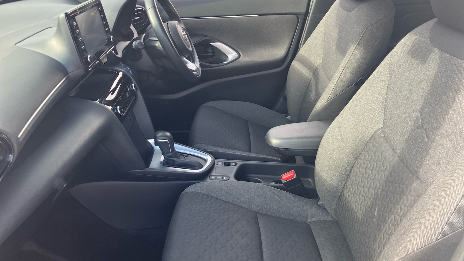 Used Toyota Yaris Cross 2023 for sale - 76078007: Photo 10