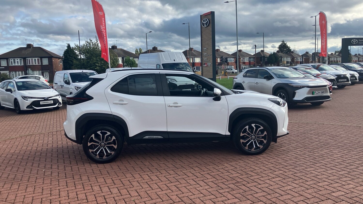 Used Toyota Yaris Cross 2023 for sale - 76078007: Photo 16