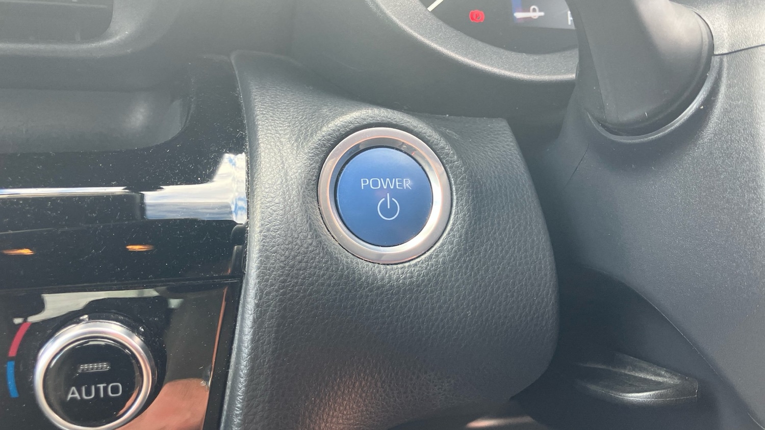Used Toyota Yaris Cross 2023 for sale - 76078007: Photo 37