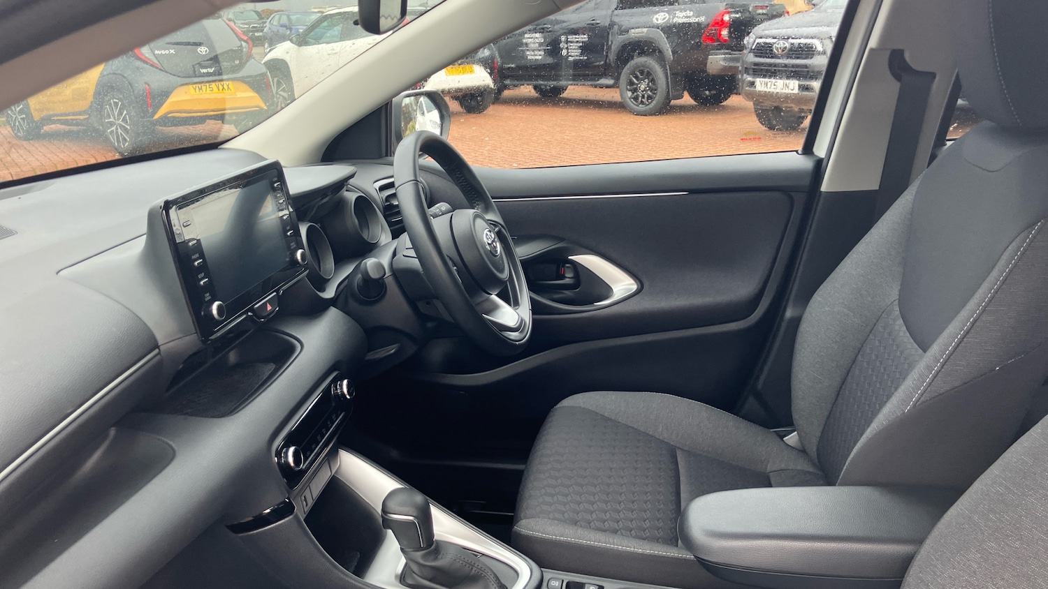 Used Toyota Yaris 2023 for sale - 77460218: Photo 10