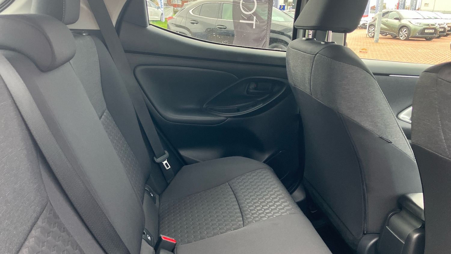 Used Toyota Yaris 2023 for sale - 77460218: Photo 12