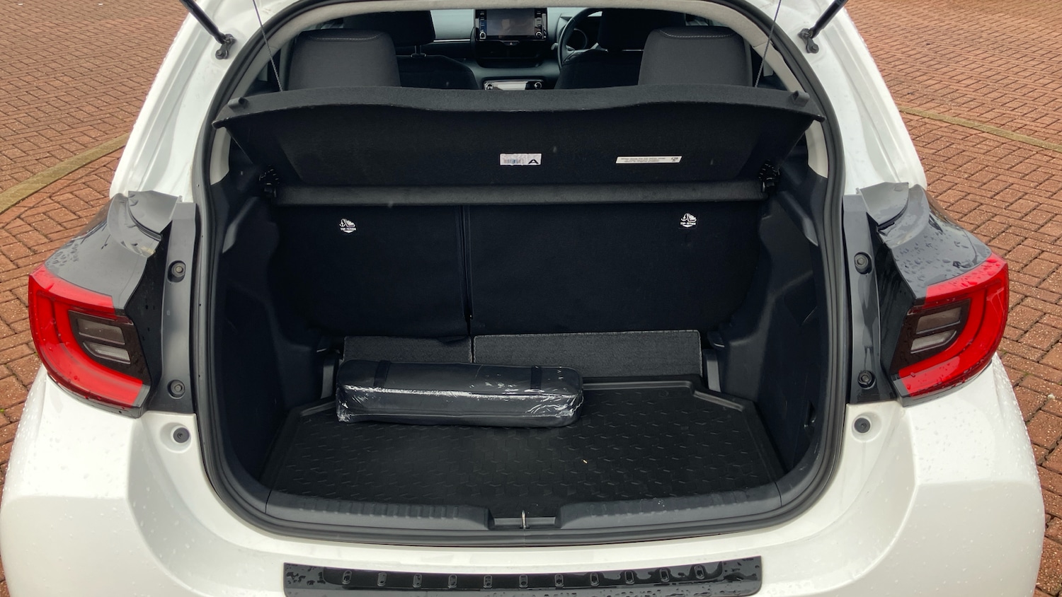 Used Toyota Yaris 2023 for sale - 77460218: Photo 14