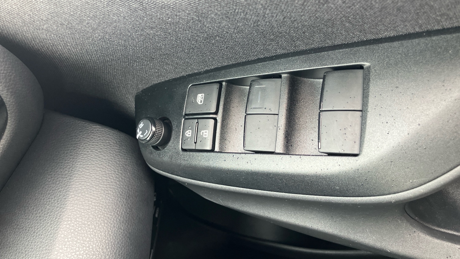 Used Toyota Yaris 2023 for sale - 77460218: Photo 37