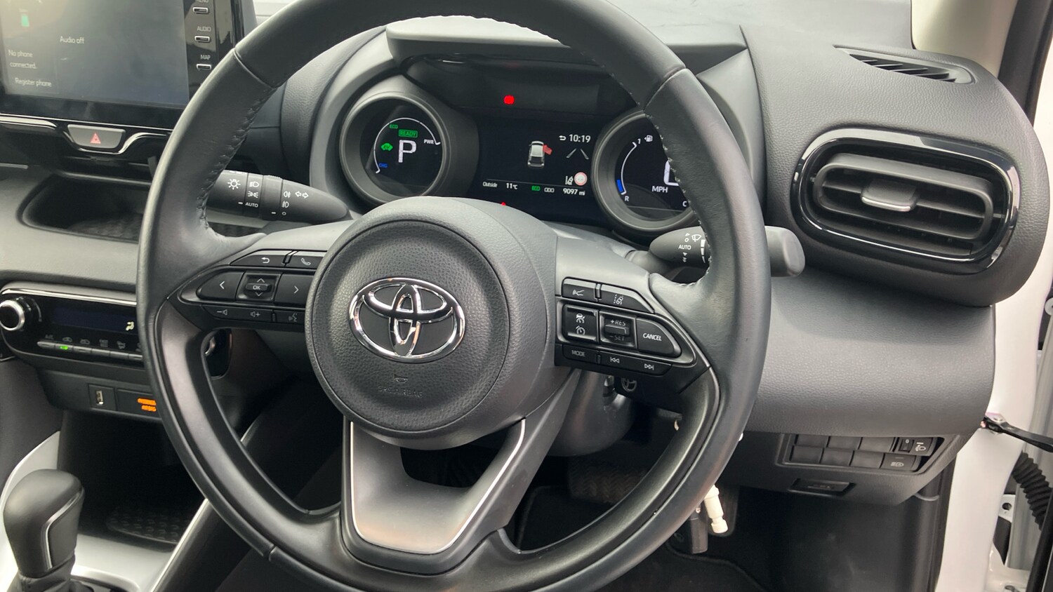 Used Toyota Yaris 2023 for sale - 77460218: Photo 8