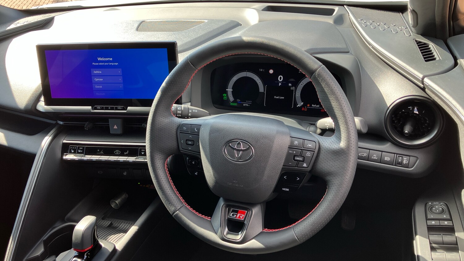 Used Toyota C-HR 2024 for sale - 78152859: Photo 6