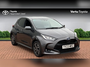 Used Toyota Yaris 2023 for sale - 76507277: Photo
