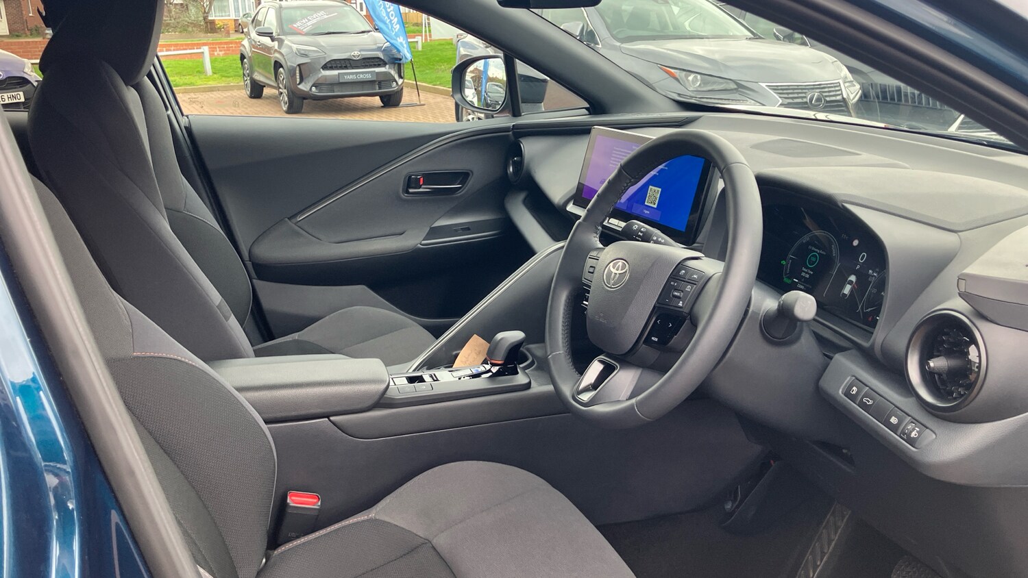 Used Toyota C-HR 2024 for sale - 77871872: Photo 11