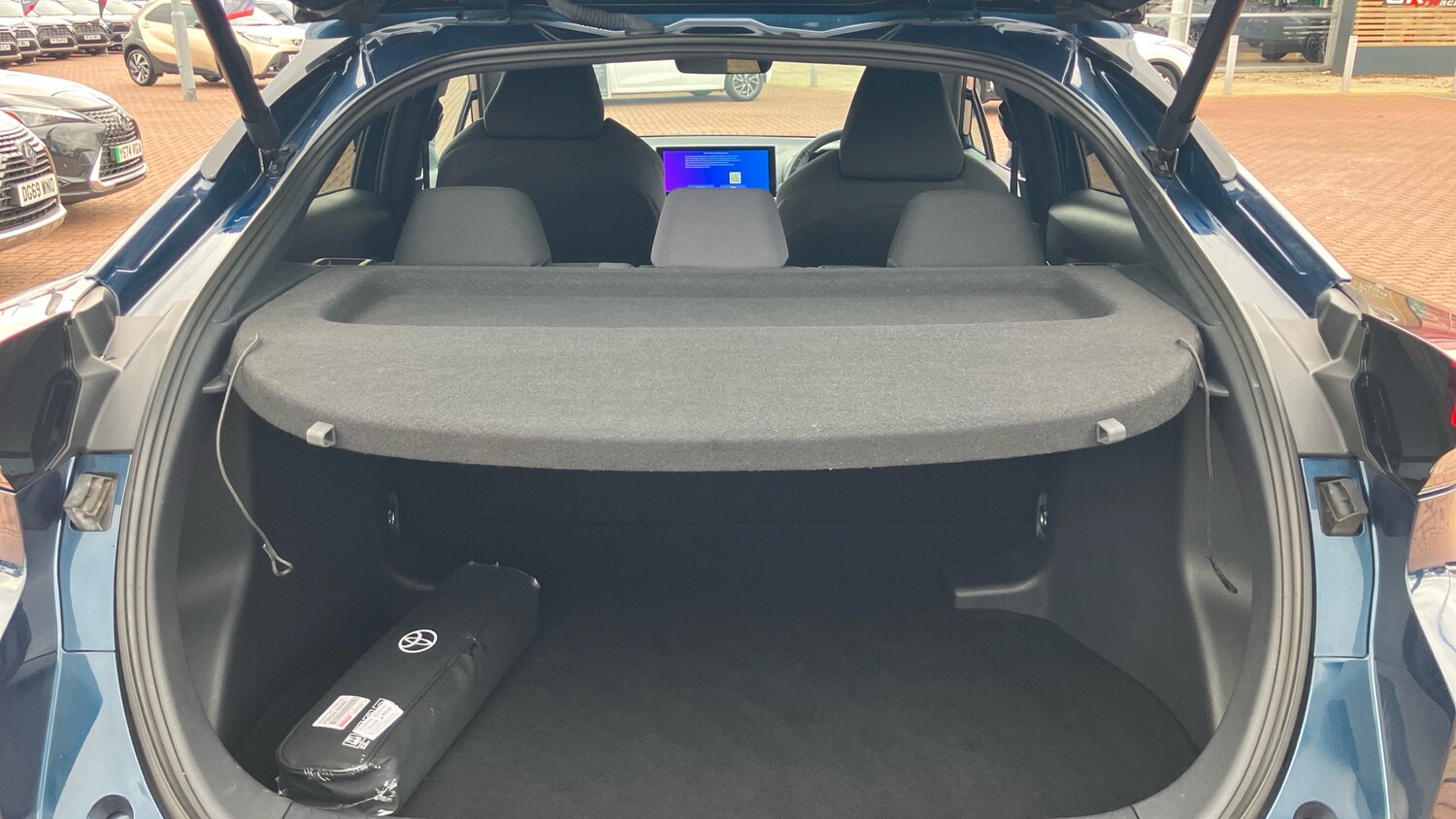 Used Toyota C-HR 2024 for sale - 77871872: Photo 14