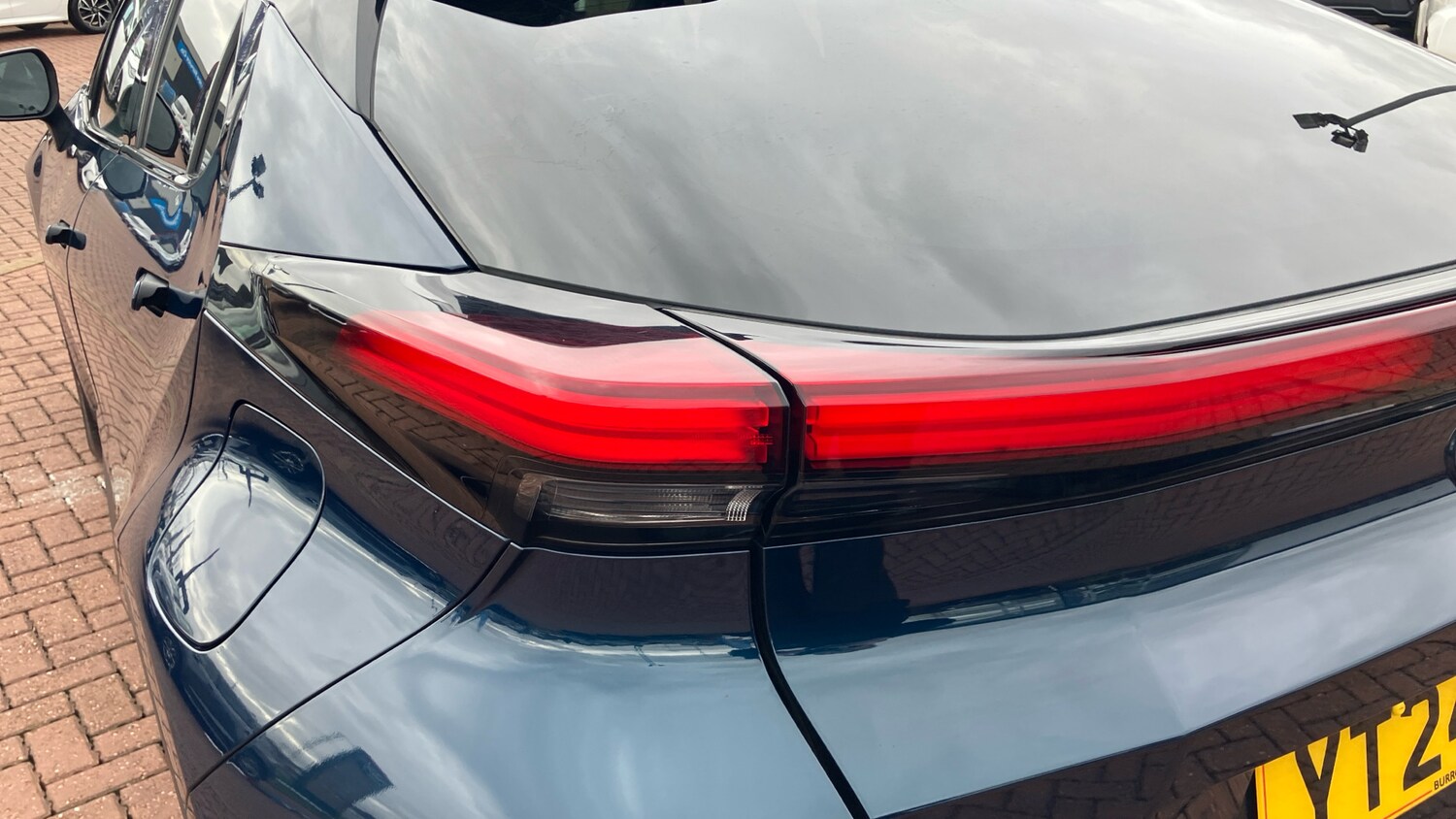 Used Toyota C-HR 2024 for sale - 77871872: Photo 21