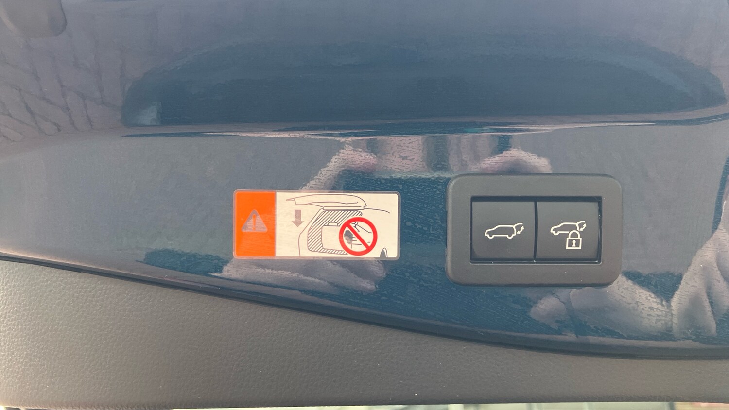 Used Toyota C-HR 2024 for sale - 77871872: Photo 30