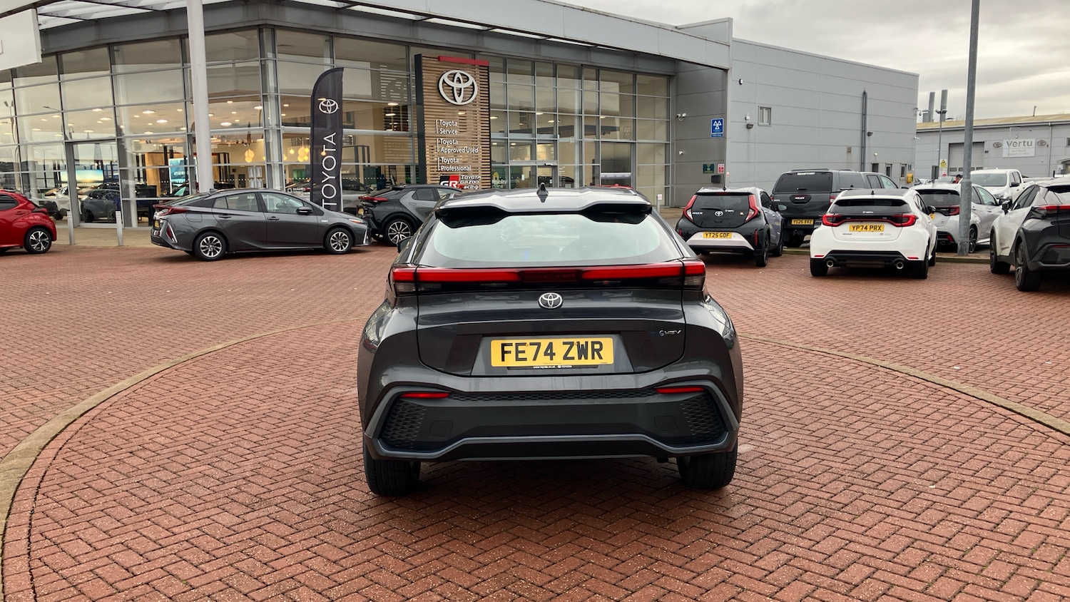 Used Toyota C-HR 2024 for sale - 77151068: Photo 30