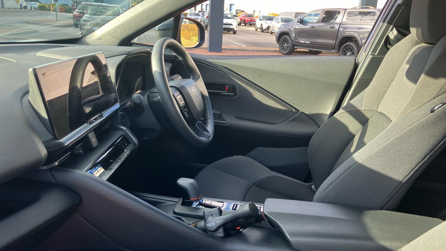 Used Toyota C-HR 2024 for sale - 76230812: Photo 10