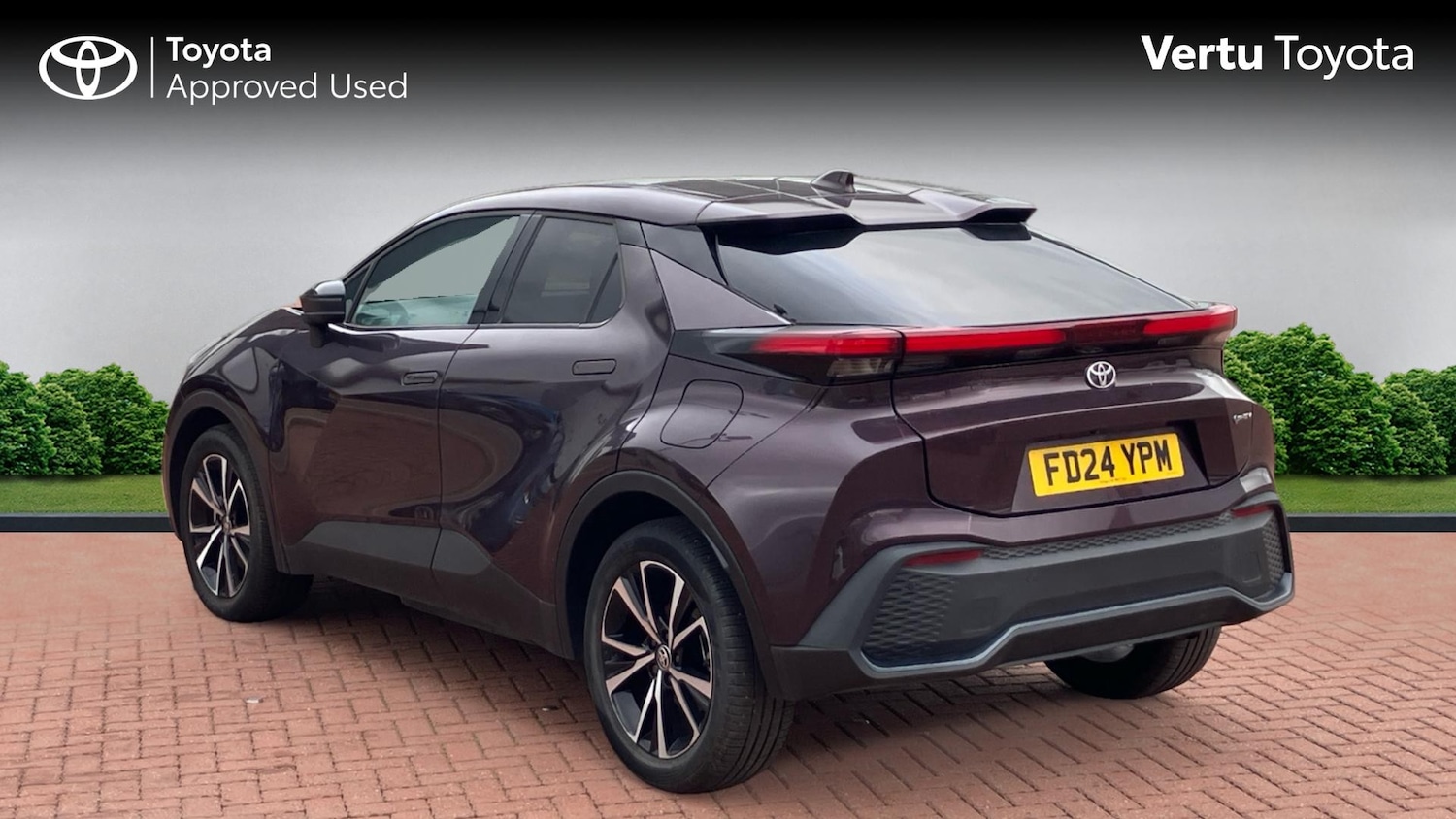 Used Toyota C-HR 2024 for sale - 76230812: Photo 4