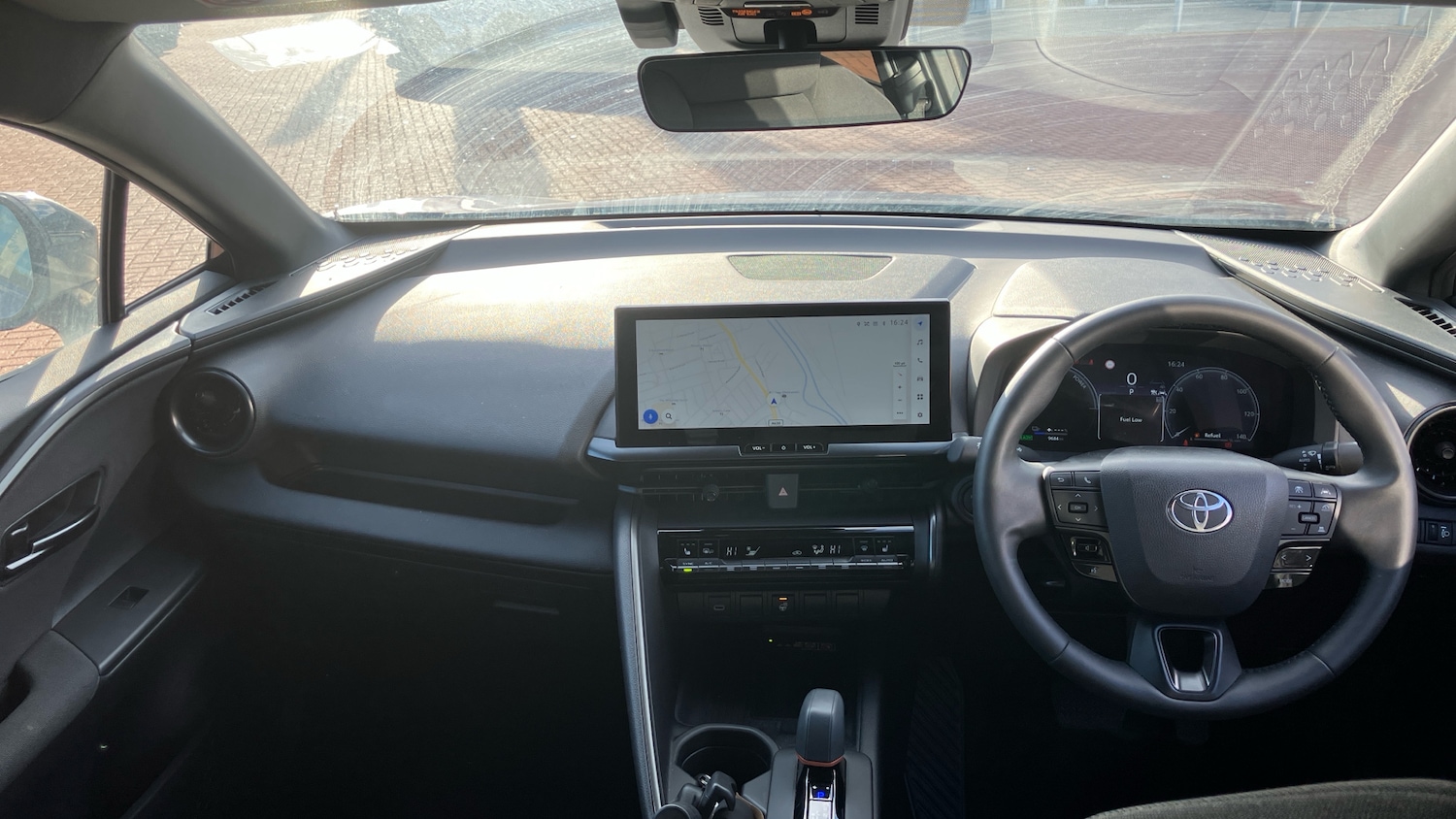 Used Toyota C-HR 2024 for sale - 76230812: Photo 5