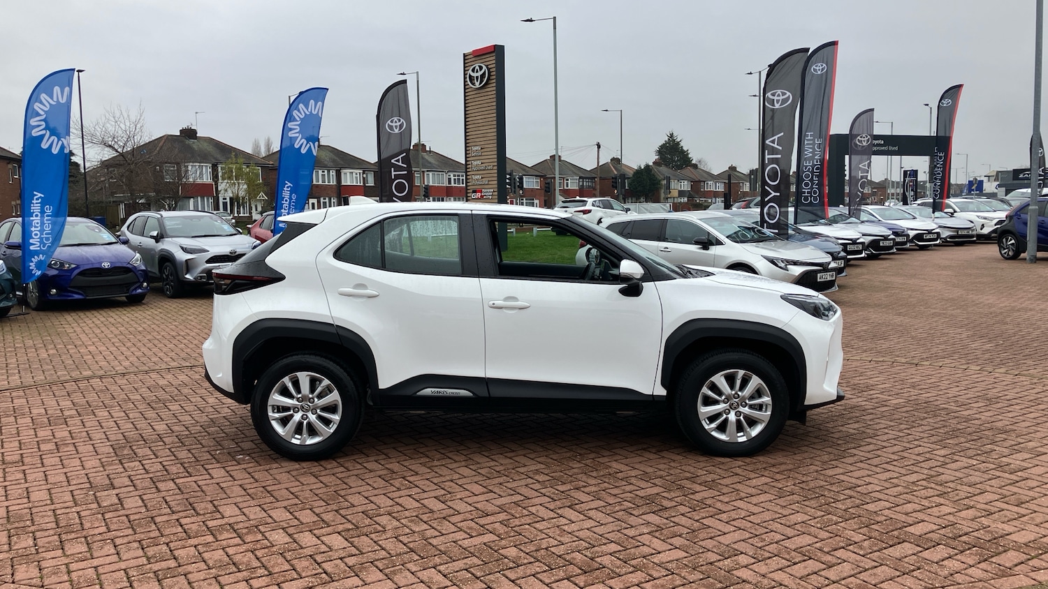 Used Toyota Yaris Cross 2024 for sale - 77339179: Photo 16