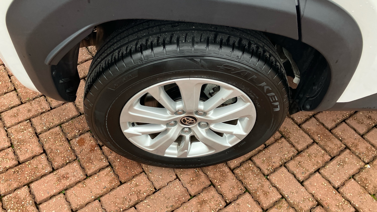 Used Toyota Yaris Cross 2024 for sale - 77339179: Photo 27