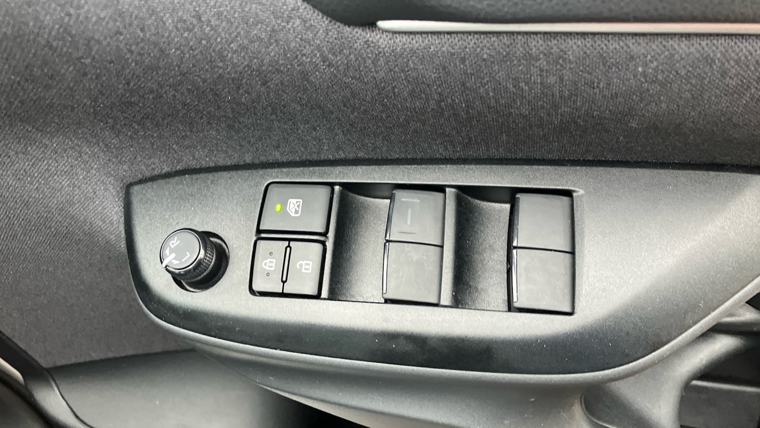 Used Toyota Yaris Cross 2024 for sale - 77339179: Photo 41