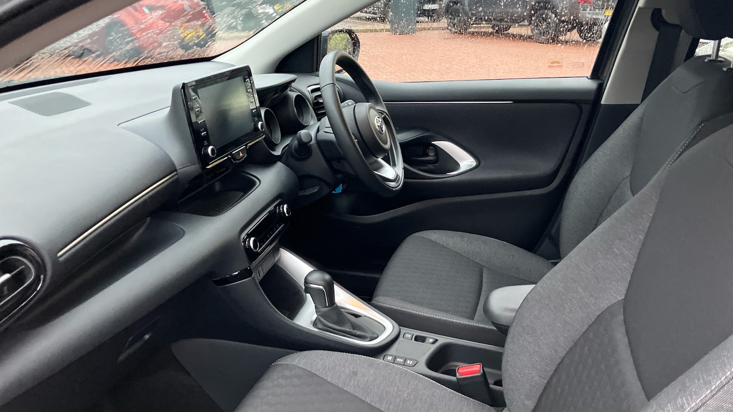 Used Toyota Yaris 2023 for sale - 76588522: Photo 10