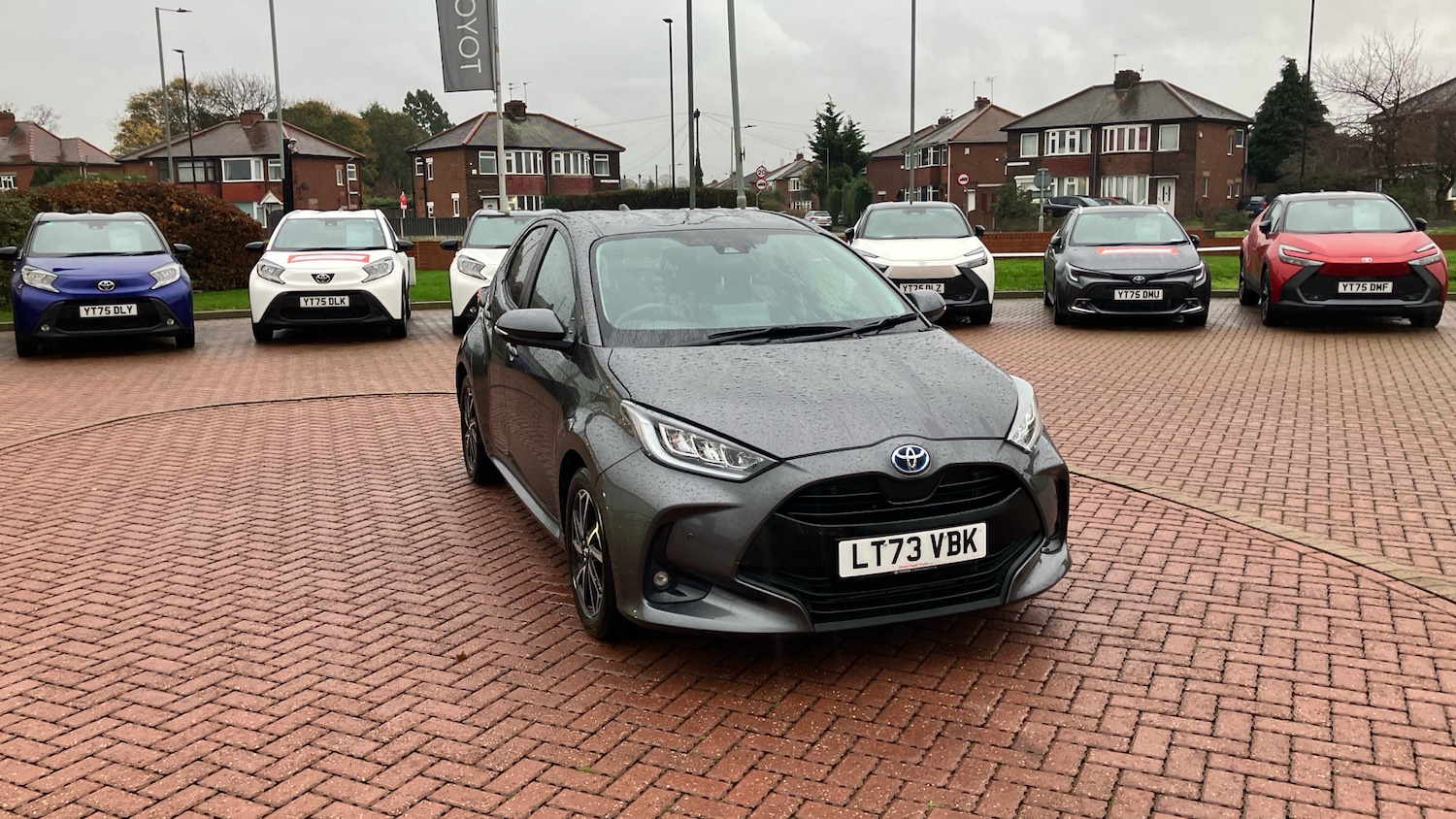 Used Toyota Yaris 2023 for sale - 76588522: Photo 28