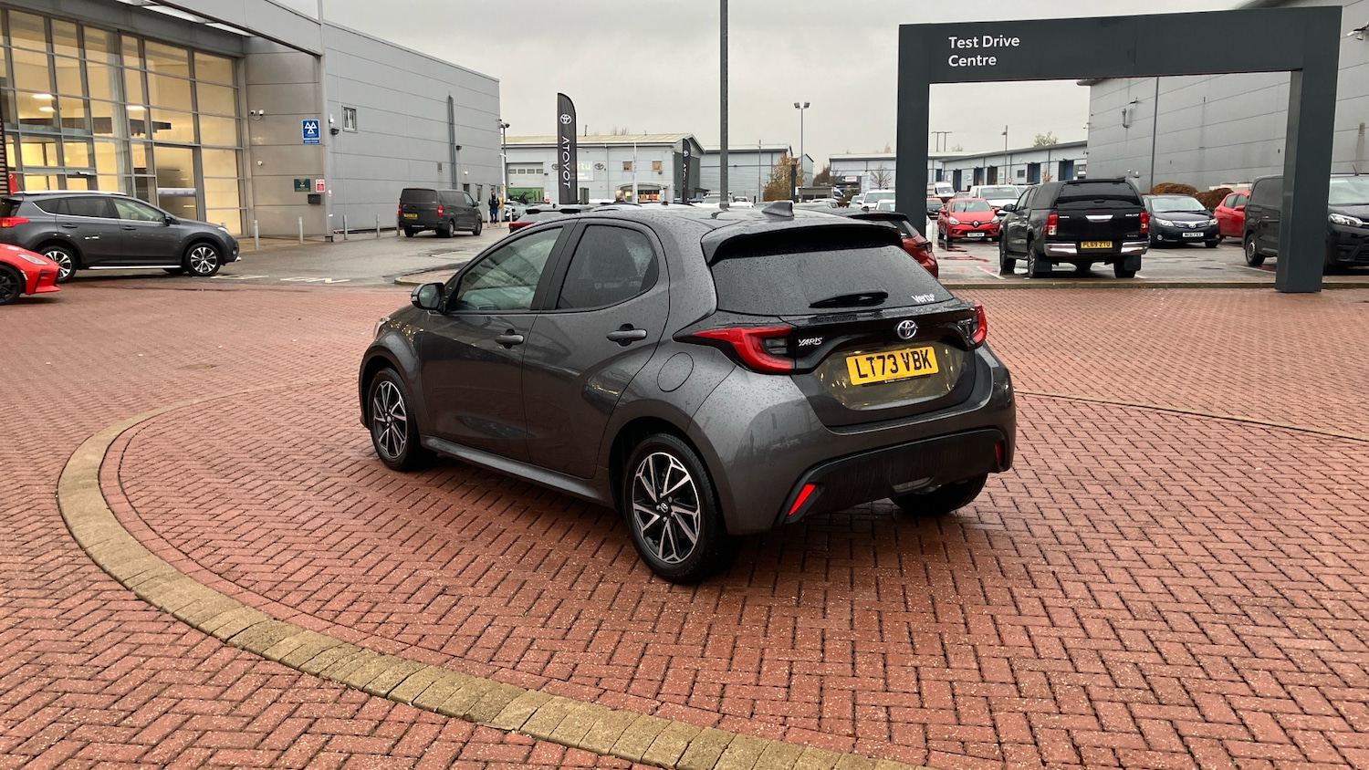 Used Toyota Yaris 2023 for sale - 76588522: Photo 30